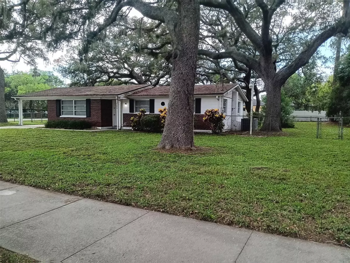 Tampa, FL 33604,7602 N BOULEVARD