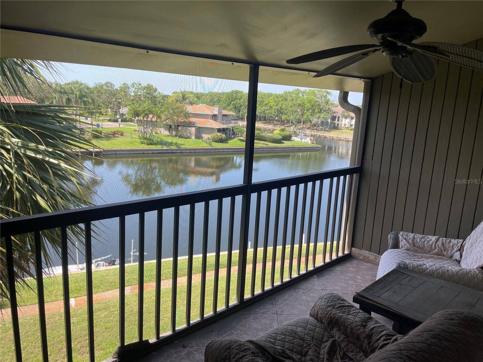 6315 NEWTOWN CIR #15B3, Tampa, FL 33615