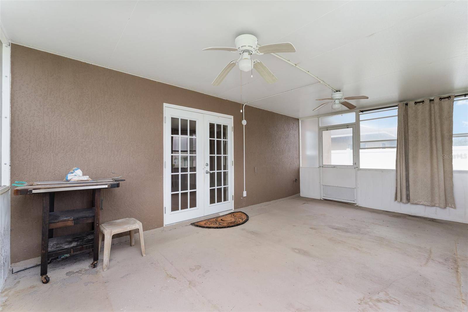 Lakeland, FL 33811,6898 GLENBROOK DR