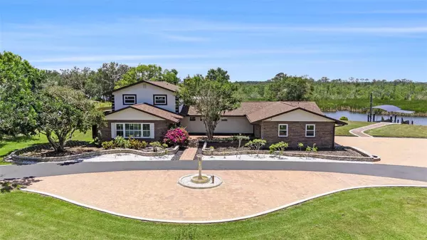 Ruskin, FL 33570,2309 CYPRESS WALK WAY