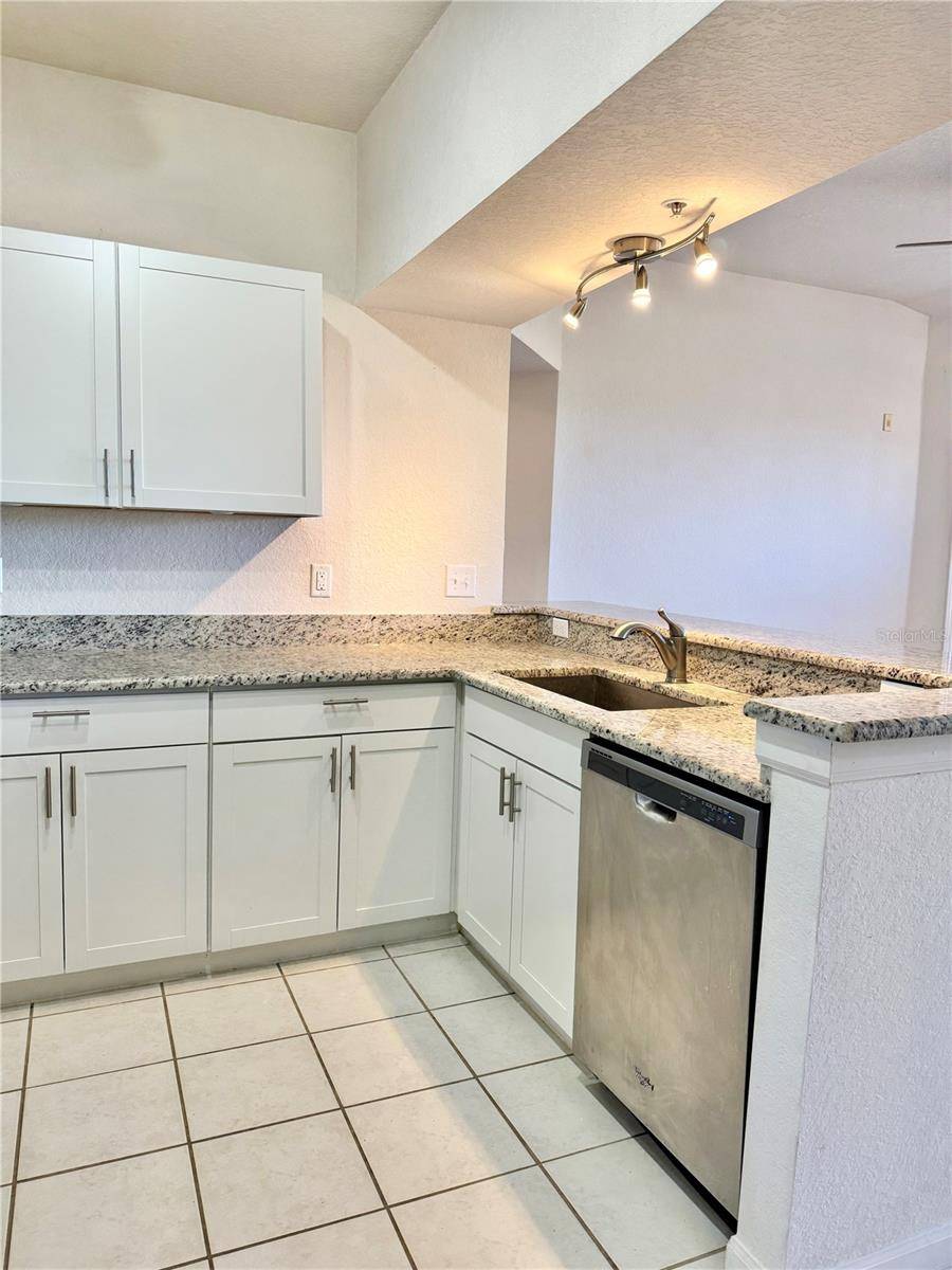 Tampa, FL 33647,5125 PALM SPRINGS BLVD #3301