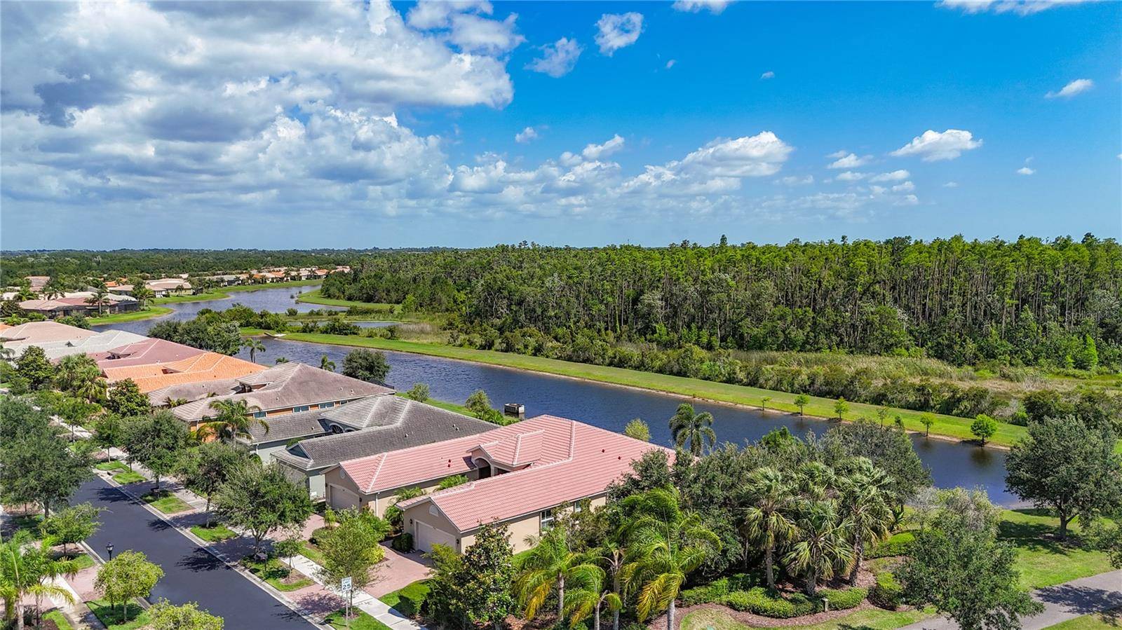 Wimauma, FL 33598,15860 AURORA LAKE CIR