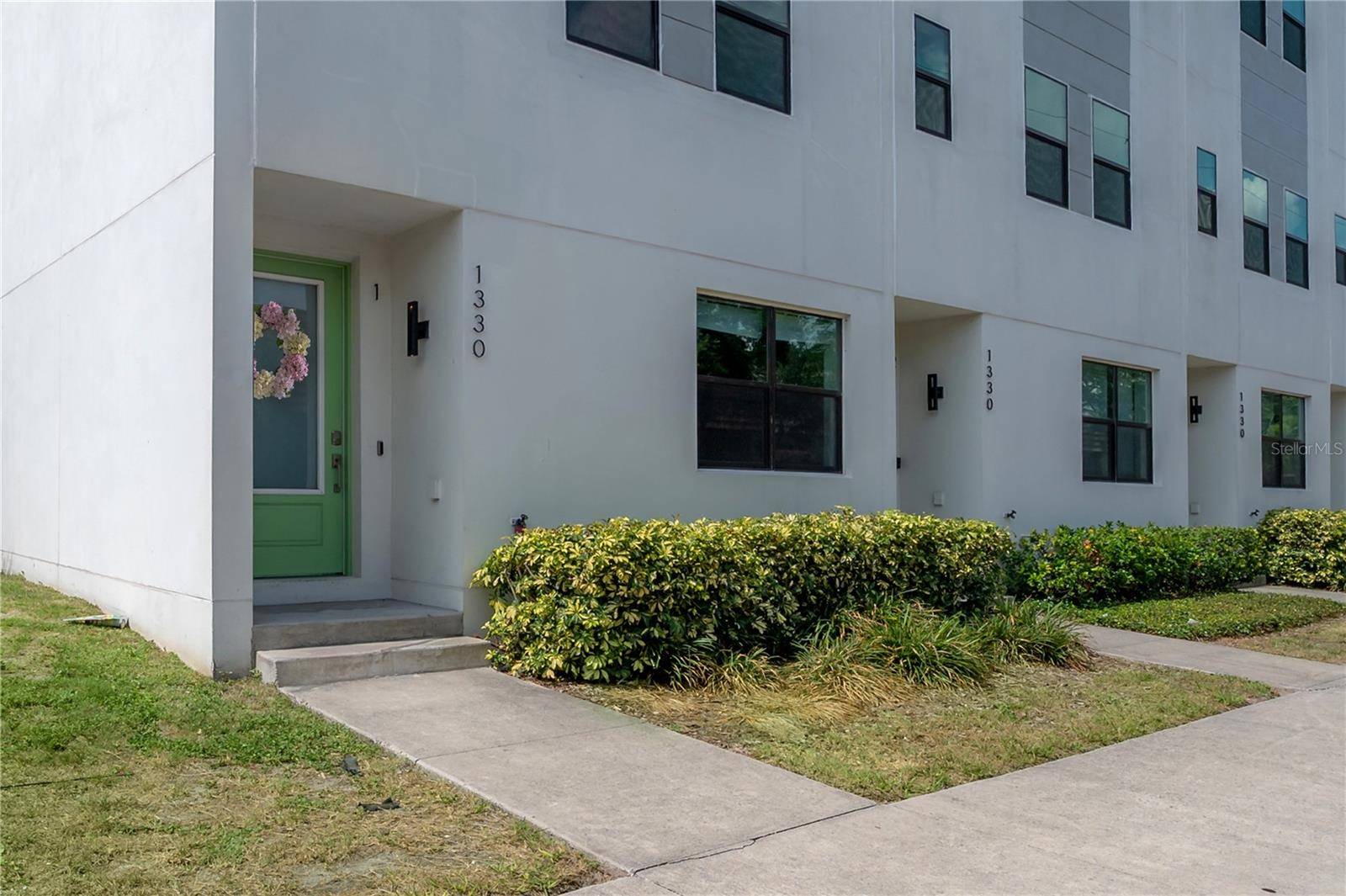 Tampa, FL 33606,1330 W GRAY ST #1