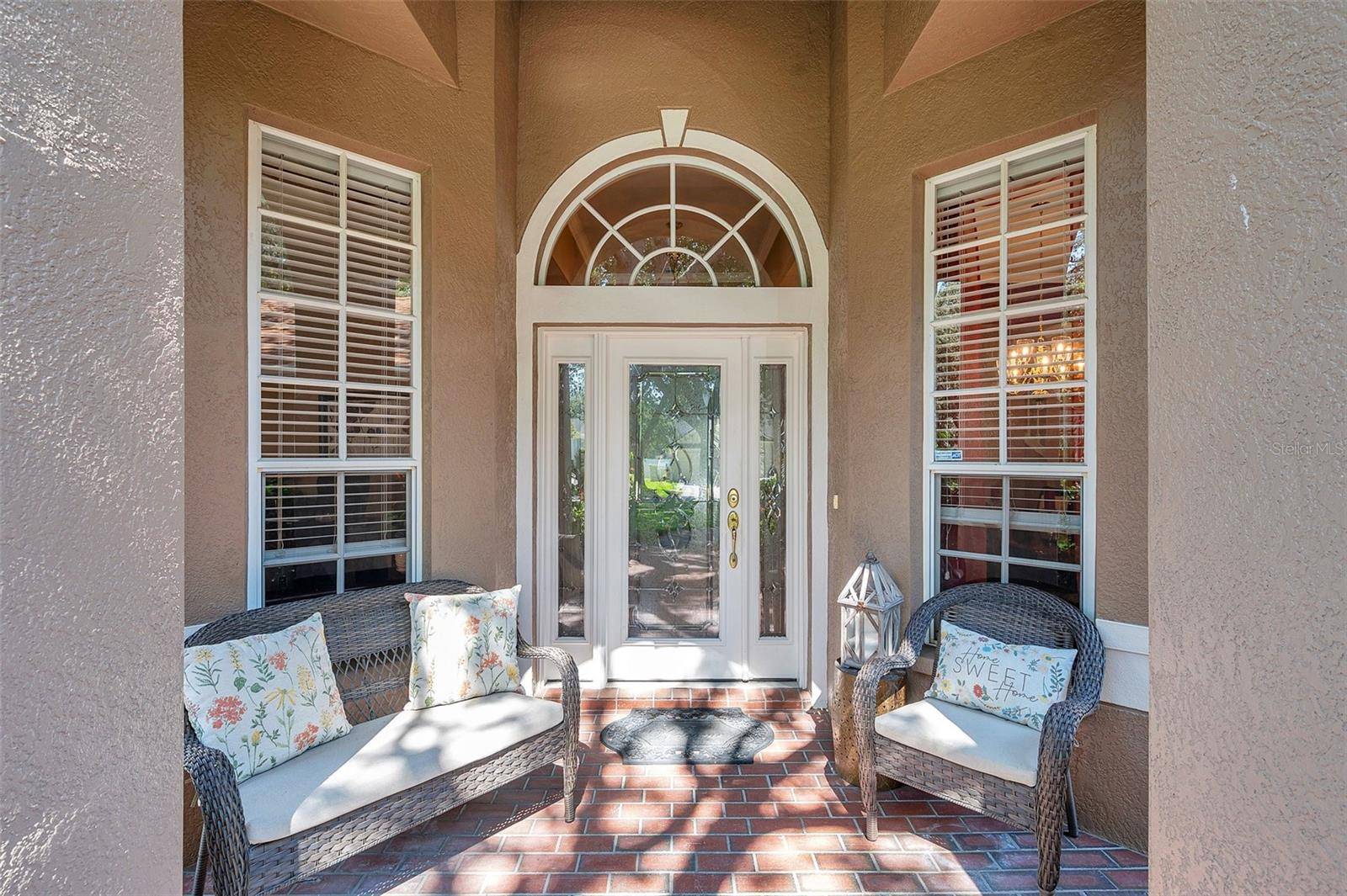 Lithia, FL 33547,5704 EAGLEMOUNT CIR