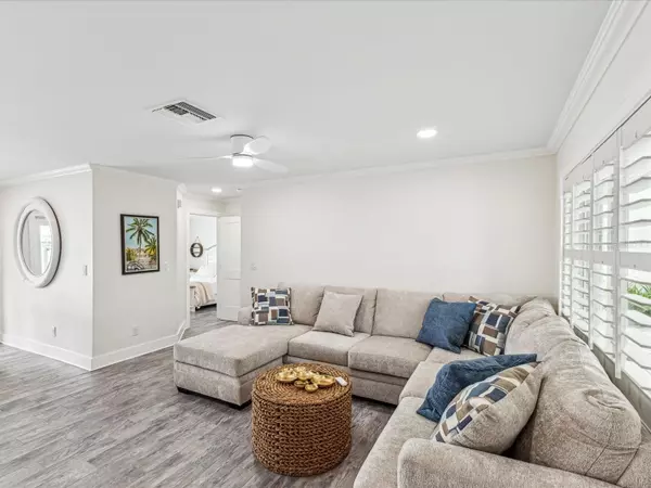 Indian Rocks Beach, FL 33785,464 20TH AVE