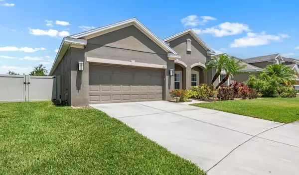 Ruskin, FL 33570,1517 YALE CASTLE CT