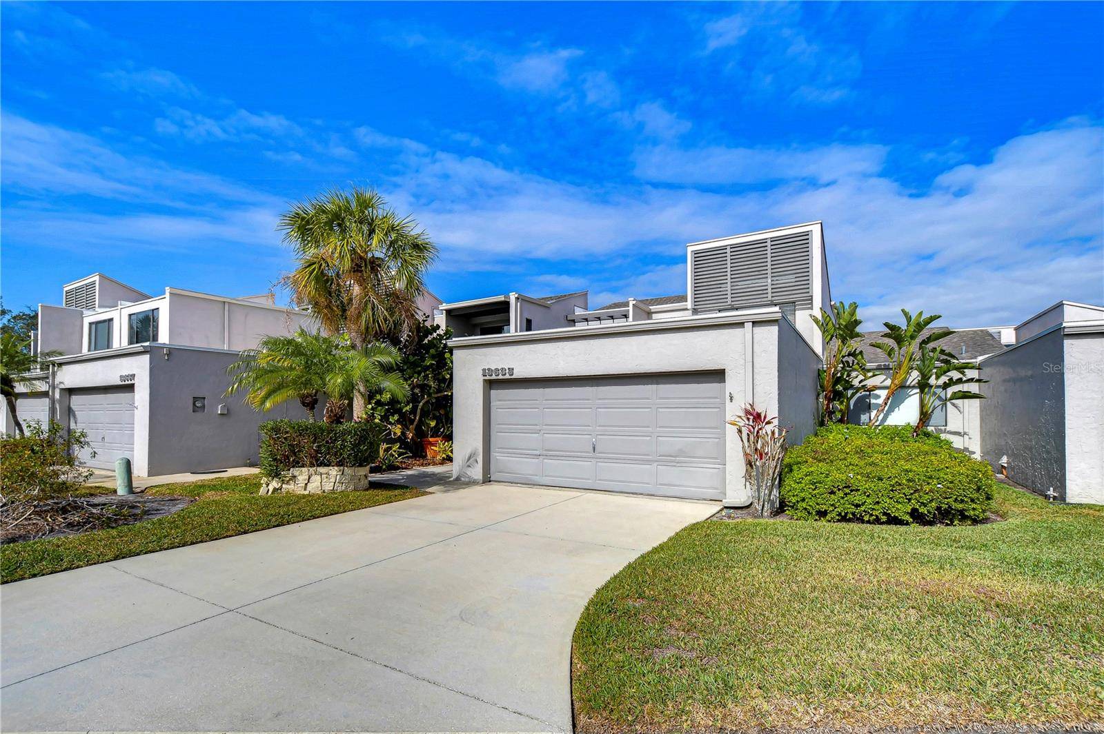 Tampa, FL 33618,13635 TWIN LAKES LN #13635