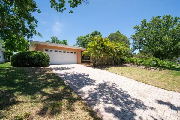 1984 SANDRA DR, Clearwater, FL 33764