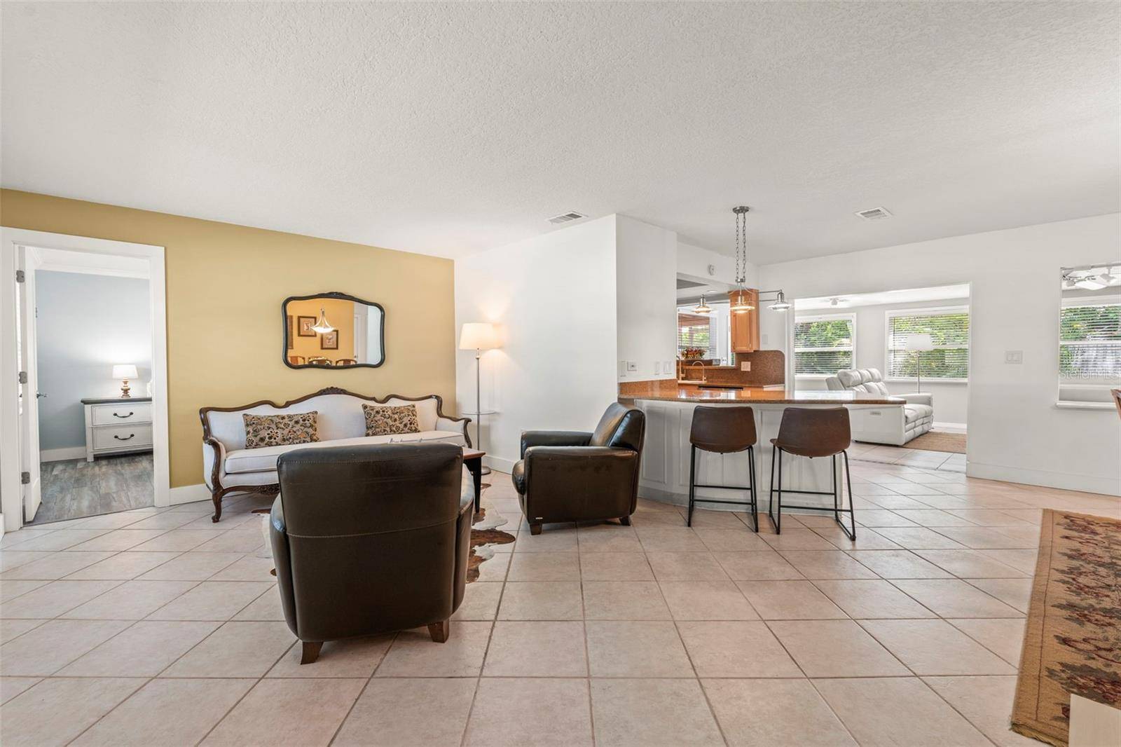 St Petersburg, FL 33705,2334 TROPICAL SHORES DR SE