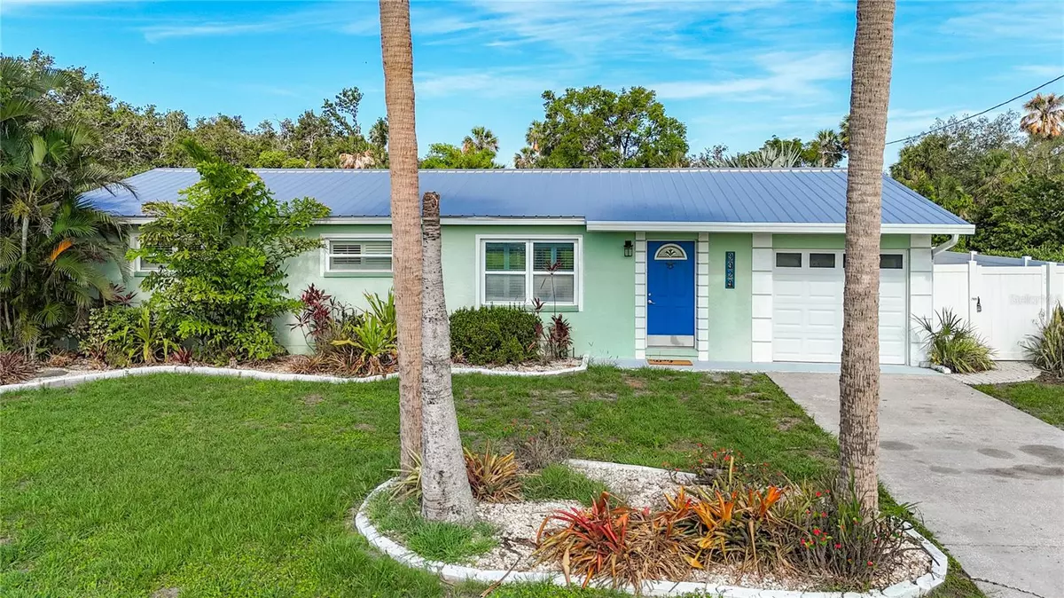 Gibsonton, FL 33534,9929 BAY DR