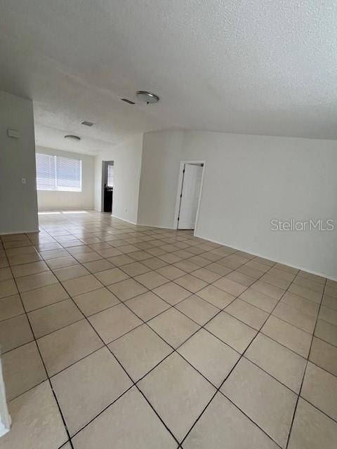 Tampa, FL 33615,9106 TELFORD CT