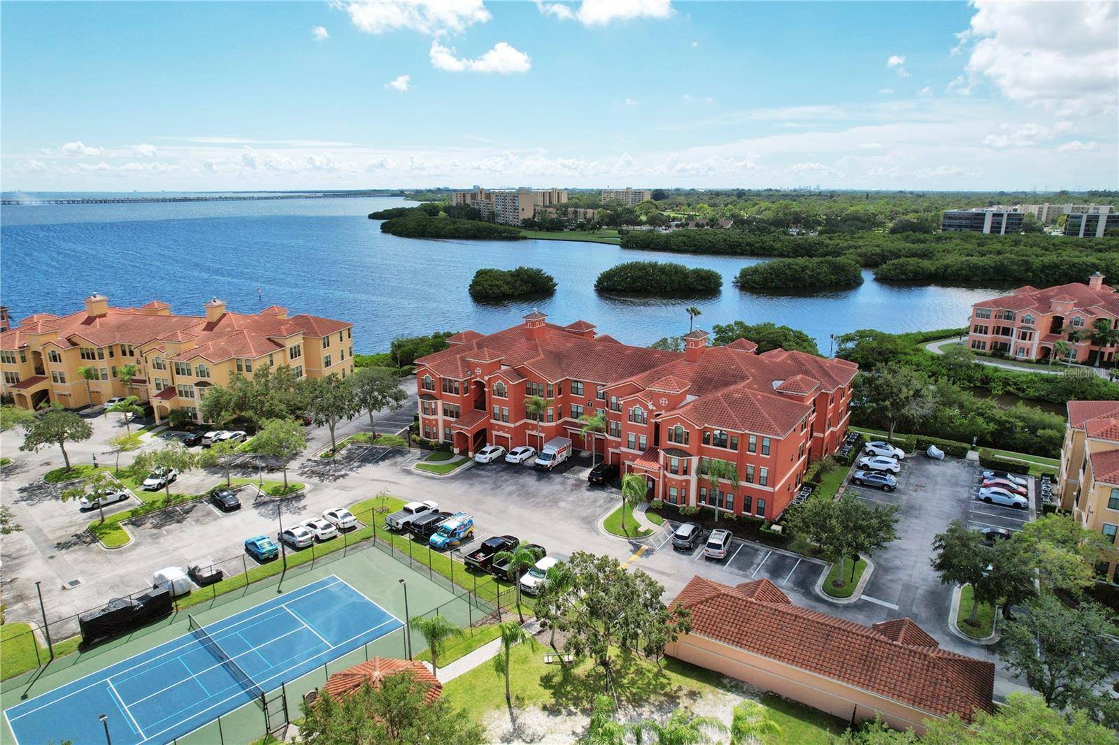 Clearwater, FL 33764,2724 VIA MURANO #631