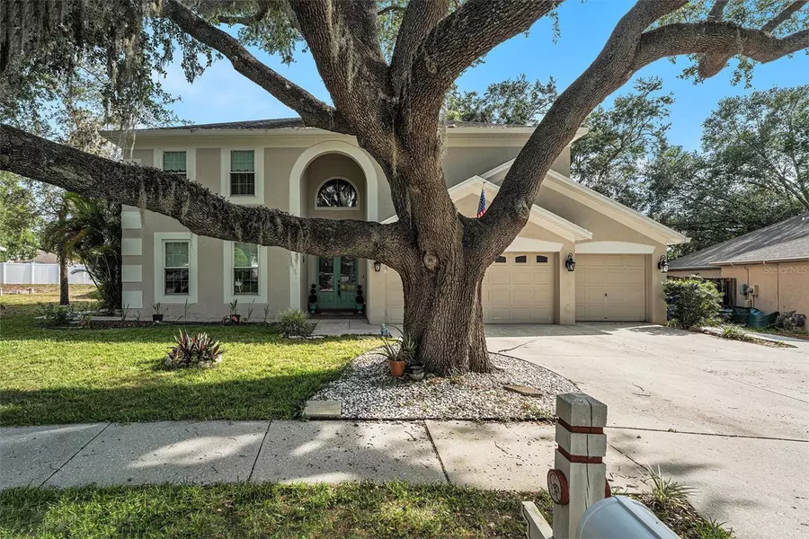 709 GRAND CANYON DR, Valrico, FL 33594