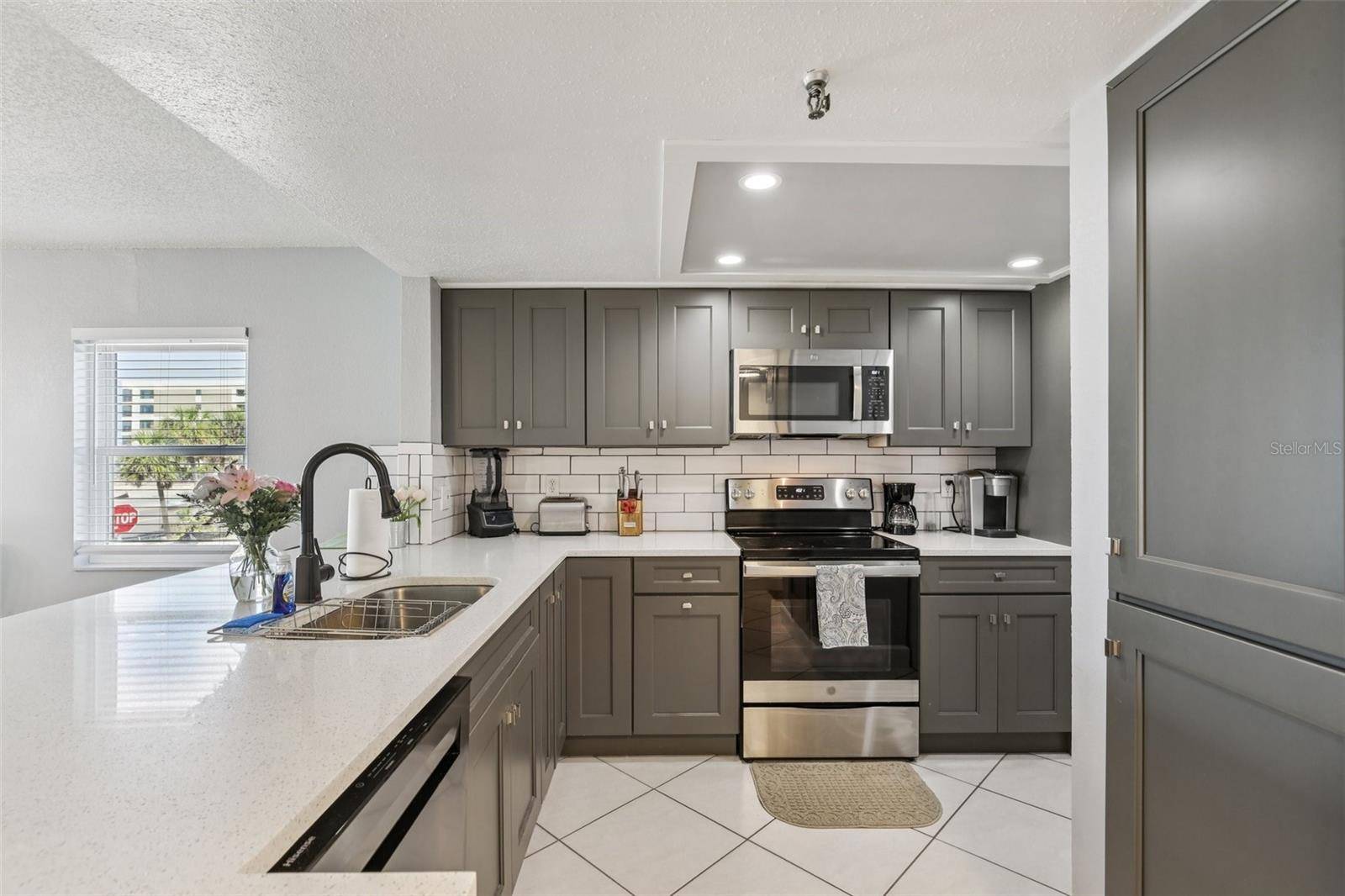 Madeira Beach, FL 33708,14401 GULF BLVD #106
