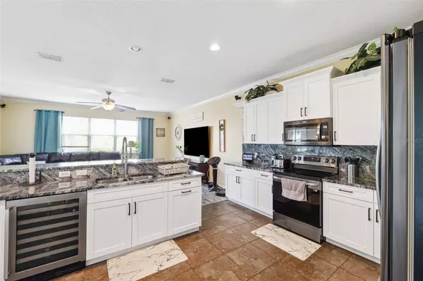 Apollo Beach, FL 33572,5457 SANDY SHELL DR
