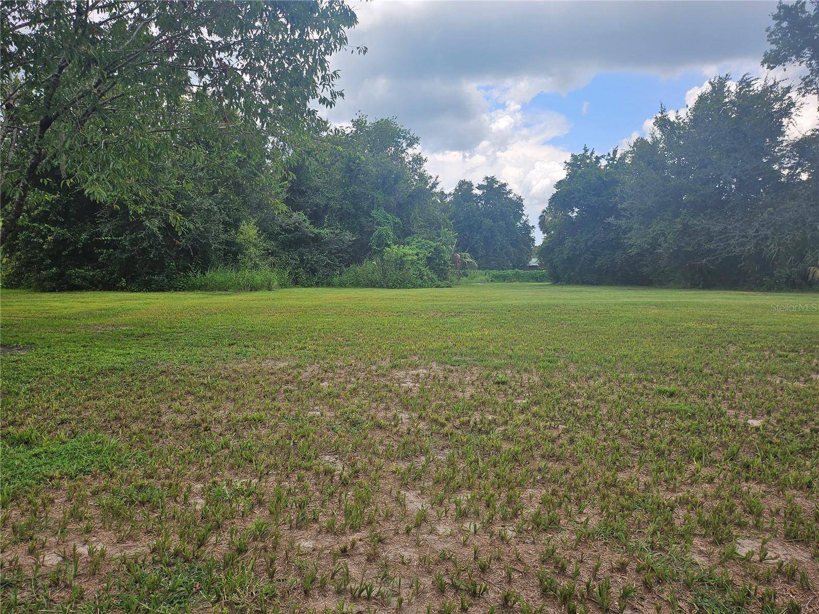 Lithia, FL 33547,2452 WELCOME RD