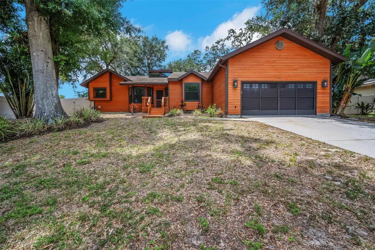 Valrico, FL 33594,1004 BLACK KNIGHT DR