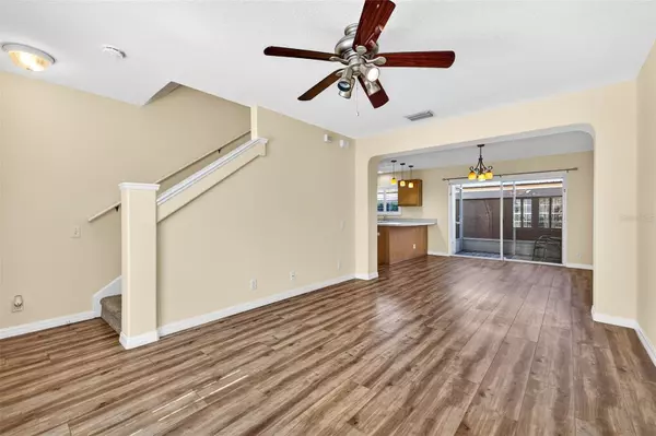 Largo, FL 33773,13290 THOROUGHBRED LOOP
