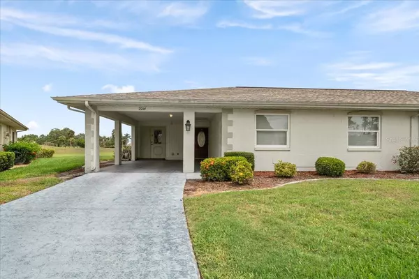 Sun City Center, FL 33573,2214 HIGHCLERE CIR #6