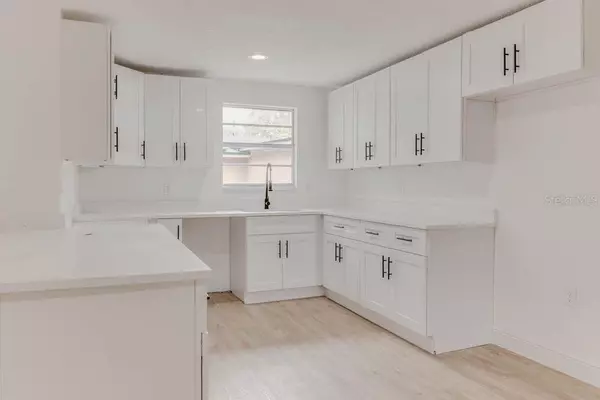 Altamonte Springs, FL 32701,1255 PINE ST