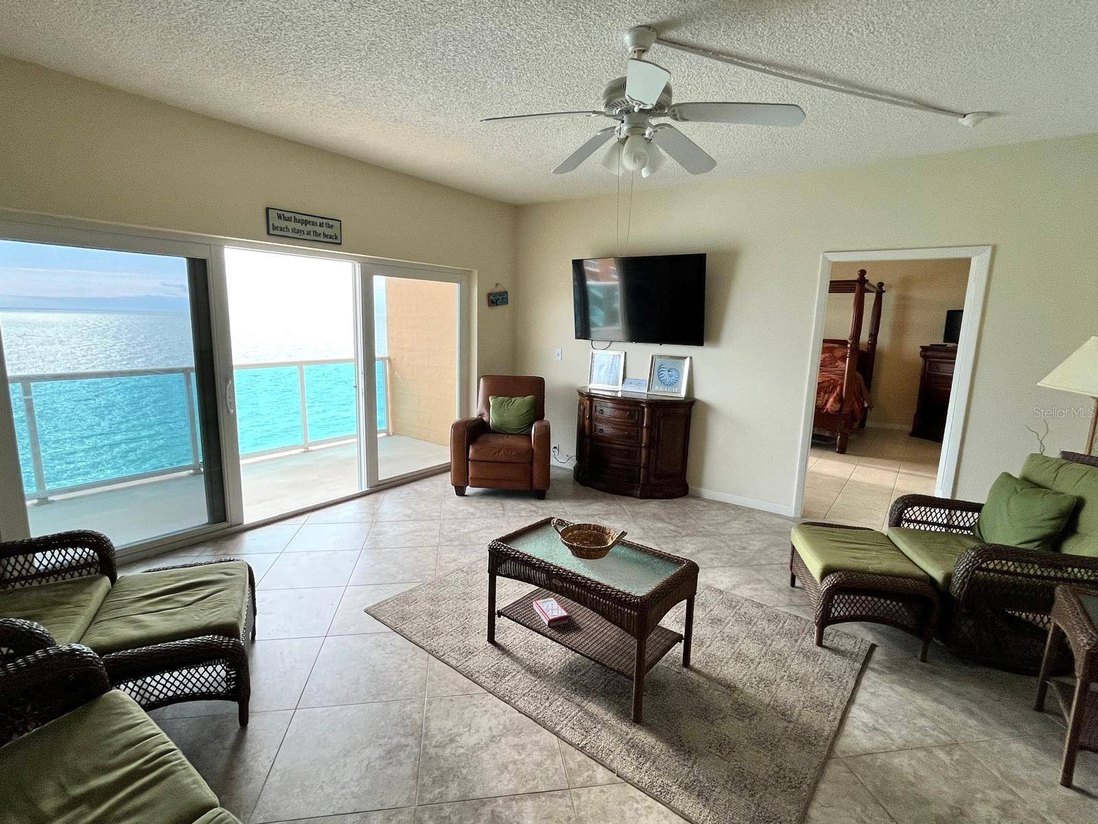 Clearwater Beach, FL 33767,880 MANDALAY AVE #C1103