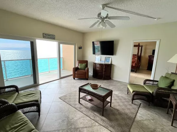 Clearwater Beach, FL 33767,880 MANDALAY AVE #C1103