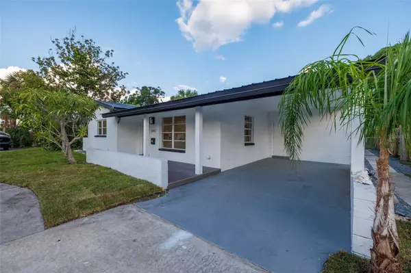 St Petersburg, FL 33703,3947 OVERLOOK DR NE