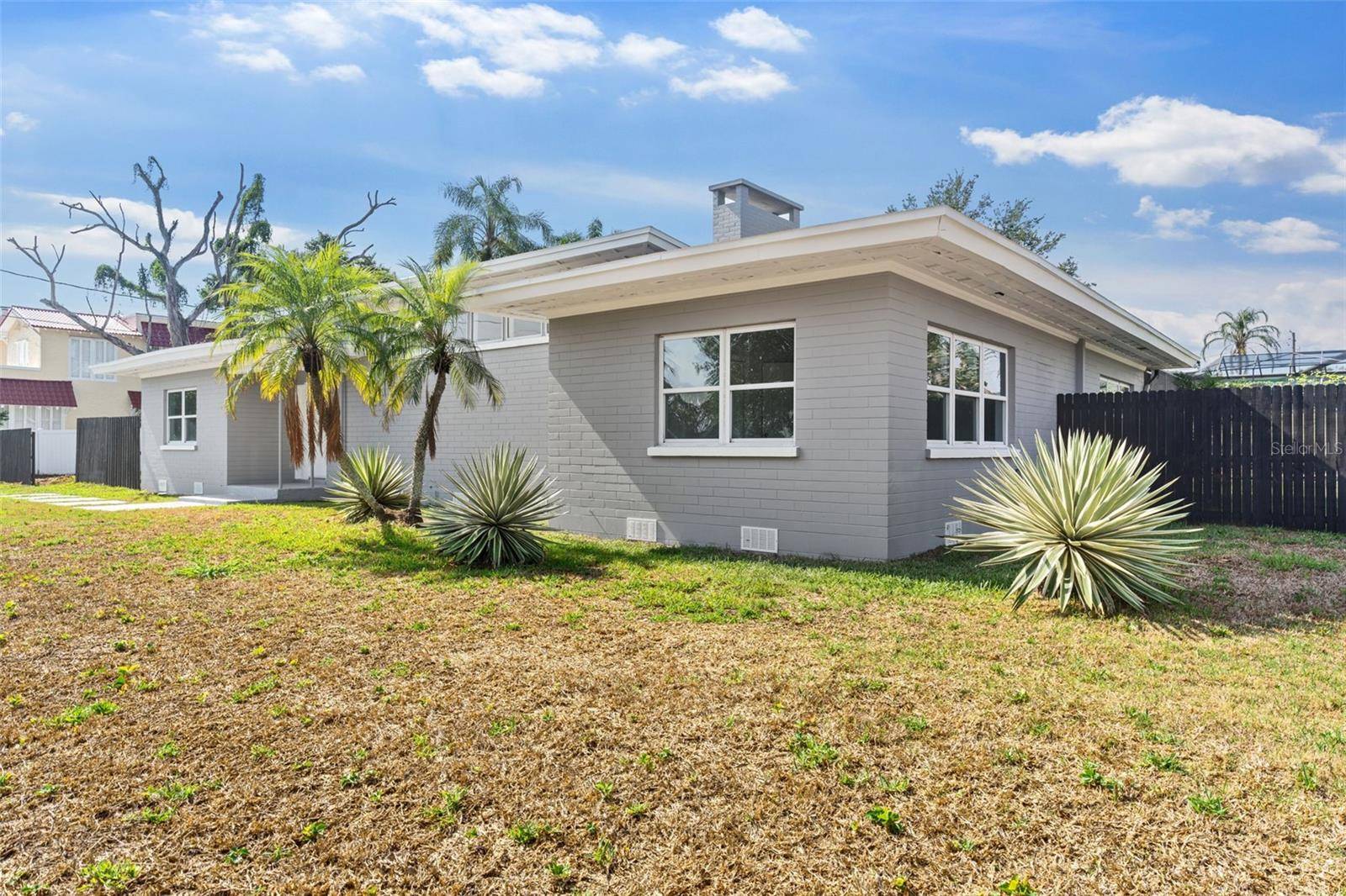 Lakeland, FL 33803,837 E EDGEWOOD DR