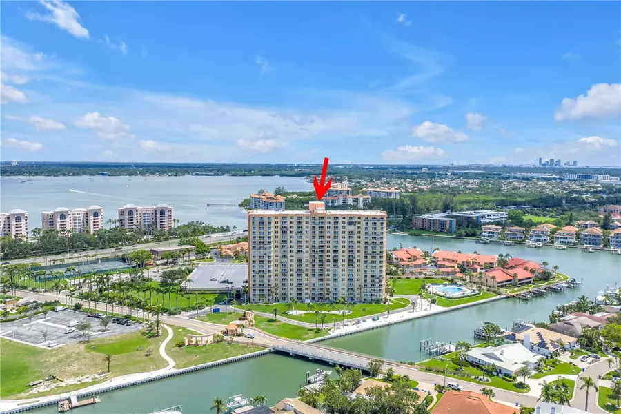 4900 BRITTANY DR S #611, St Petersburg, FL 33715