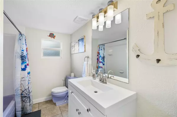 Weeki Wachee, FL 34607,5336 CIRCLE DR