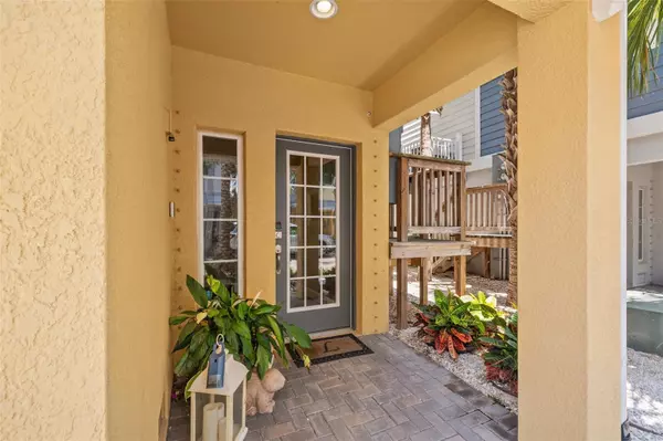 St Petersburg, FL 33712,6049 MOORINGS DR S