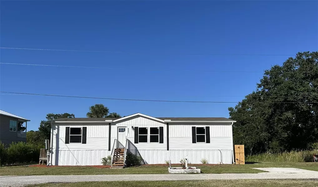 6443 FINANCE AVE, Weeki Wachee, FL 34607