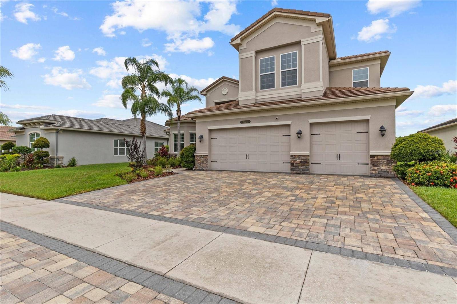 Wesley Chapel, FL 33543,2724 COCO PALM CIR