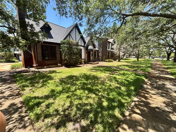 Tampa, FL 33629,4628 W BAY TO BAY BLVD