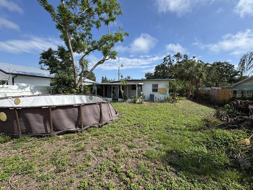 Sarasota, FL 34237,2524 NOVUS ST