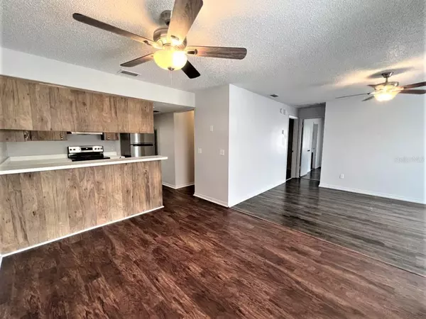 Brandon, FL 33511,3147 BLOOMINGDALE VILLAS CT