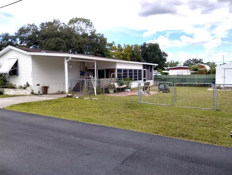 39047 HILLCREST DR, Zephyrhills, FL 33542