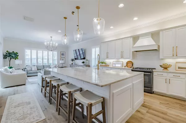 Wesley Chapel, FL 33543,2388 OAKWOOD PRESERVE DR