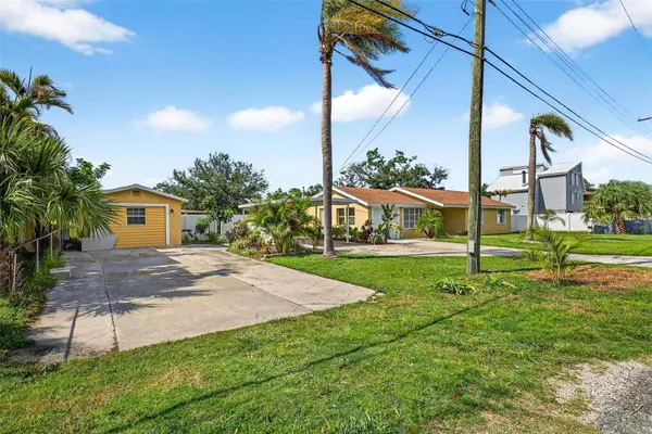 Ruskin, FL 33570,3225 W SHELL POINT RD