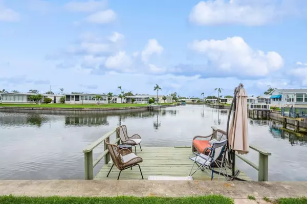 Largo, FL 33773,10213 S LAKE DR #169