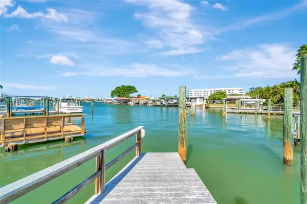 Clearwater Beach, FL 33767,234 PALM IS SW