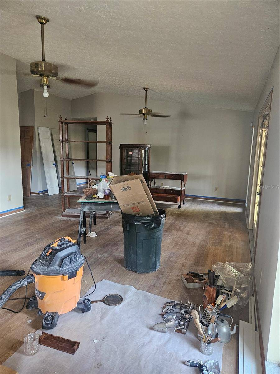 Brandon, FL 33510,1011 MALLOW WAY