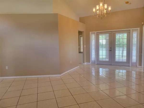 Hudson, FL 34667,18600 WHITE PINE CIR