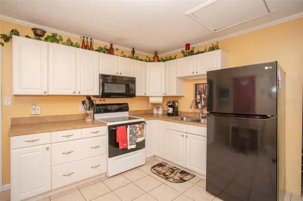 St Petersburg, FL 33703,1001 57TH AVE N