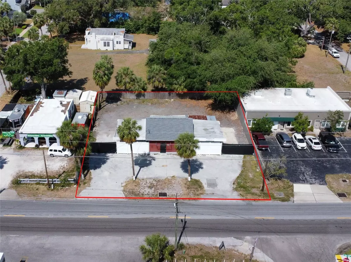 Tampa, FL 33611,5005 S MACDILL AVE