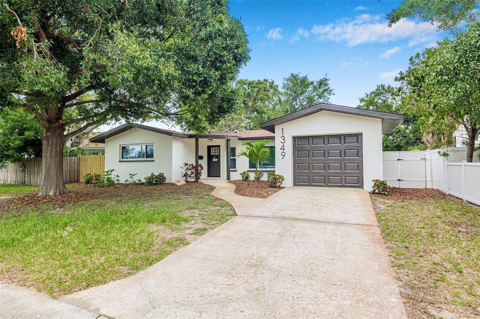 1349 TYRONE BLVD N, St Petersburg, FL 33710