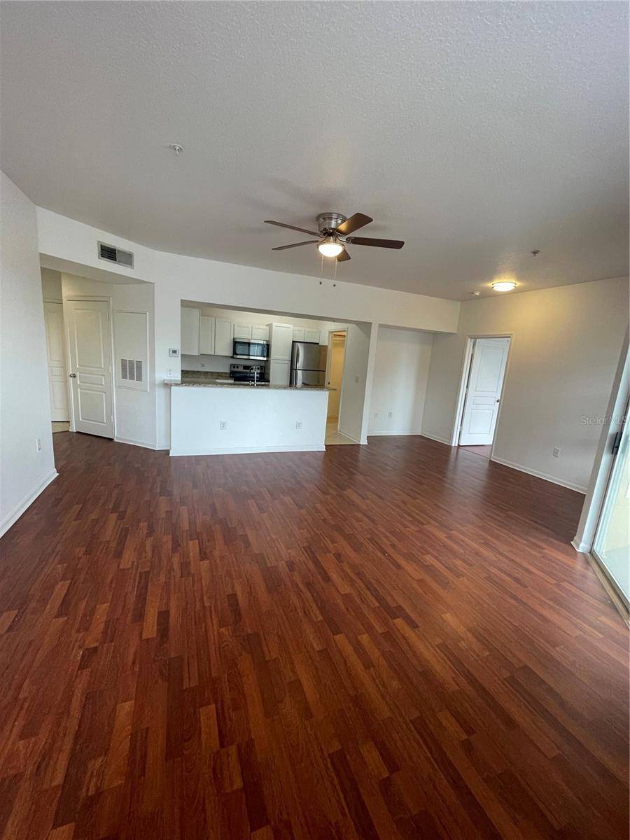 Tampa, FL 33647,5125 PALM SPRINGS BLVD #10208