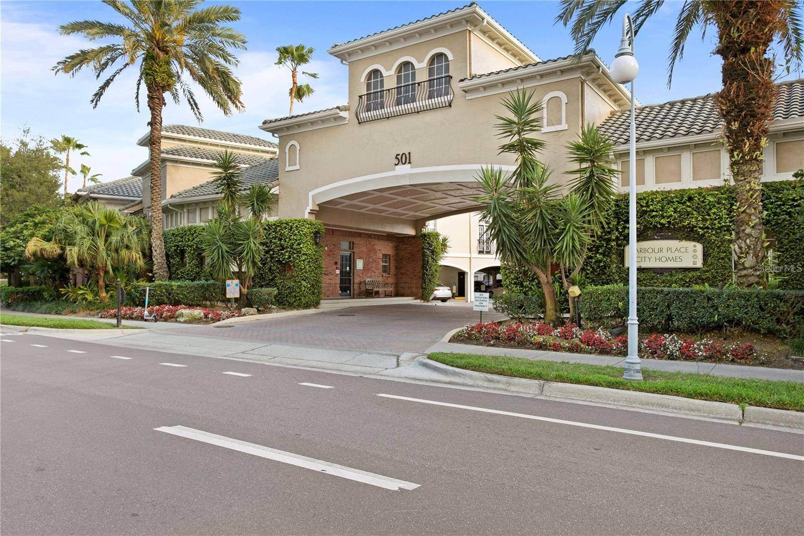 501 KNIGHTS RUN AVE #2218, Tampa, FL 33602