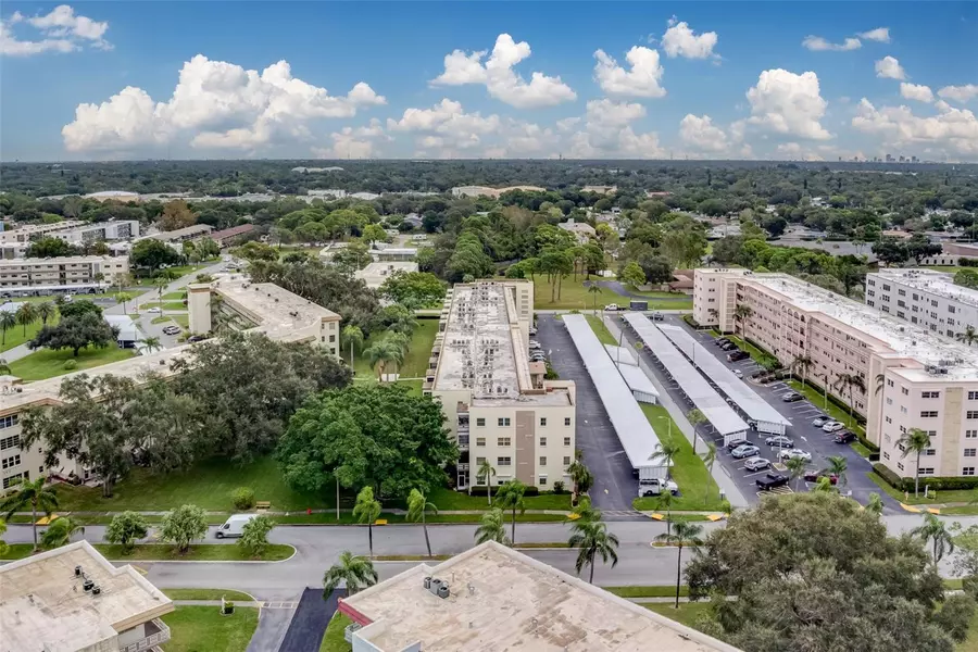 5705 80TH ST N #207, St Petersburg, FL 33709