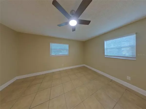 St Petersburg, FL 33709,6092 BURCH ST N
